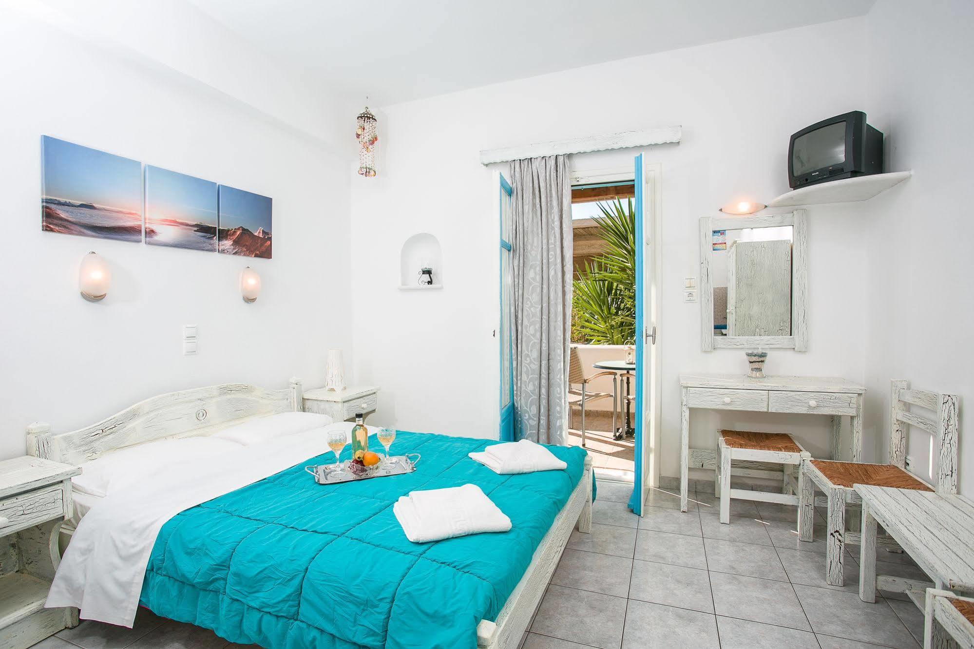 Joseph Apartments Páros Eksteriør billede