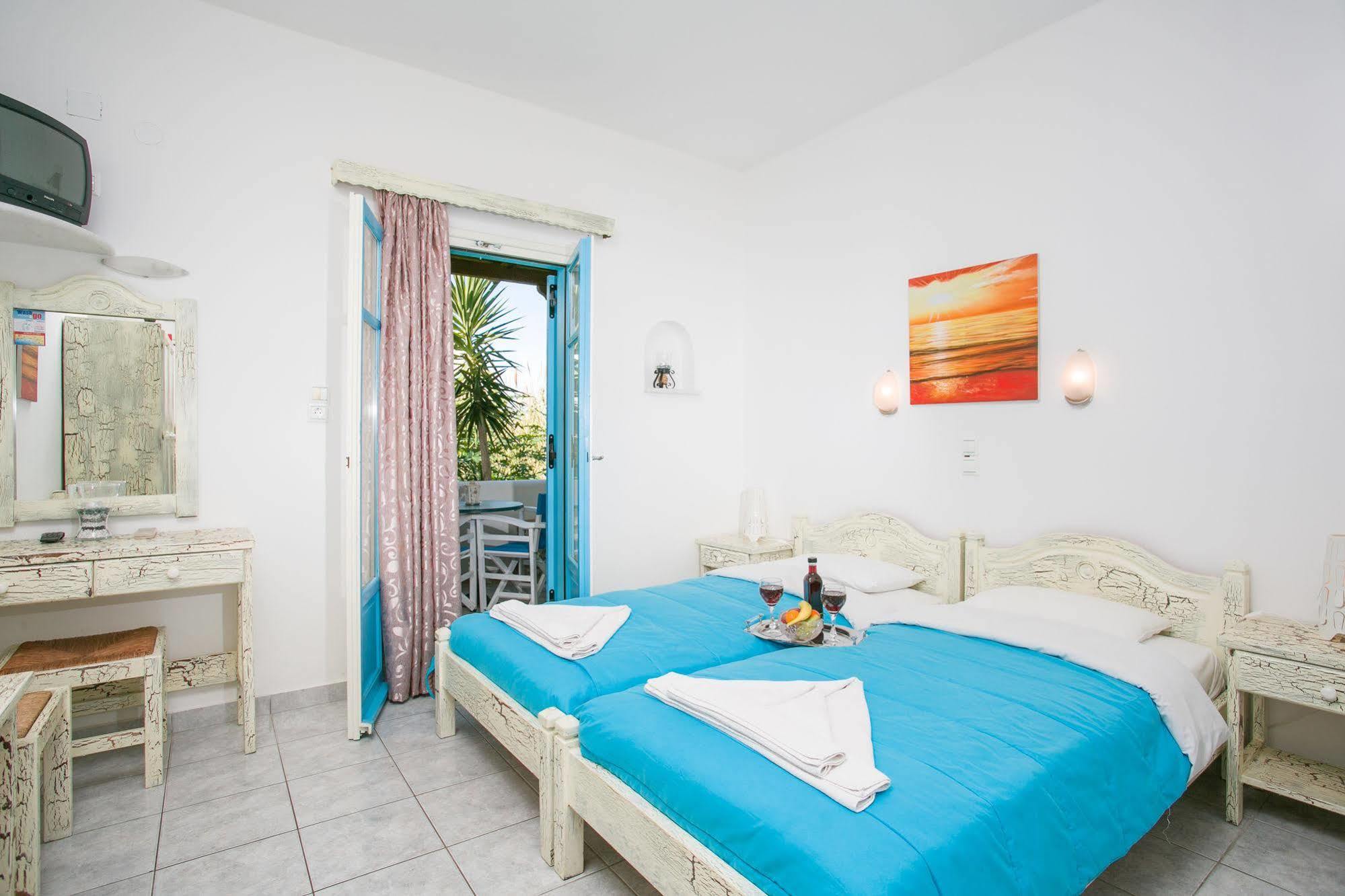 Joseph Apartments Páros Eksteriør billede